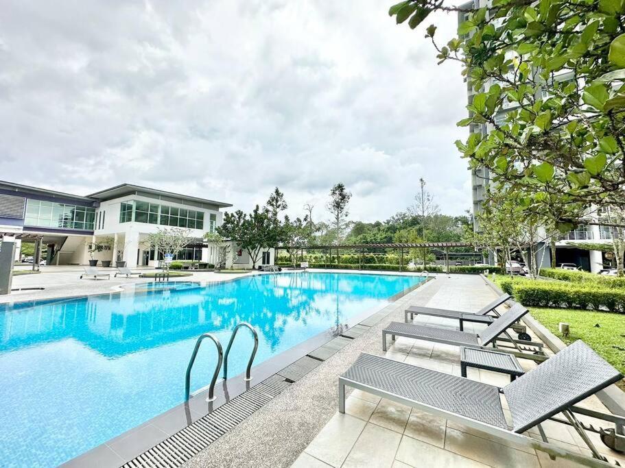 Cozy Skyvilla @ Mjc Batu Kawa * Kuching